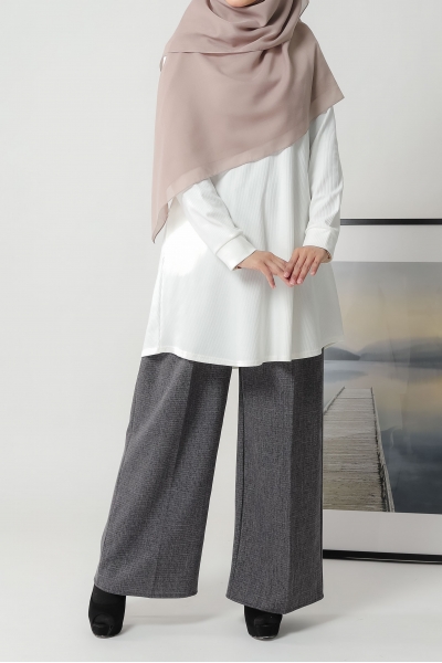 Irene Pocket in Dark Grey