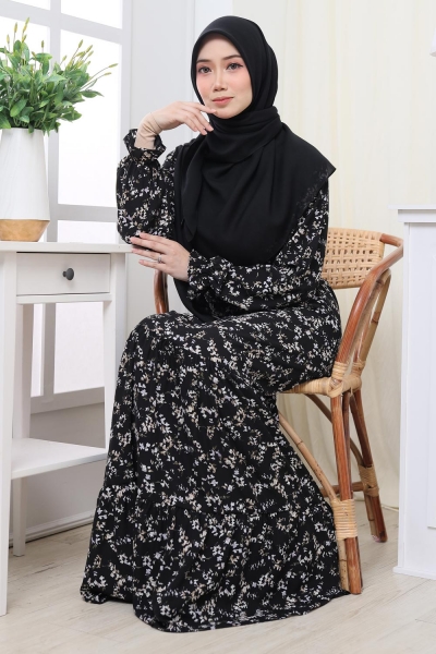 Pretty Dress in Black