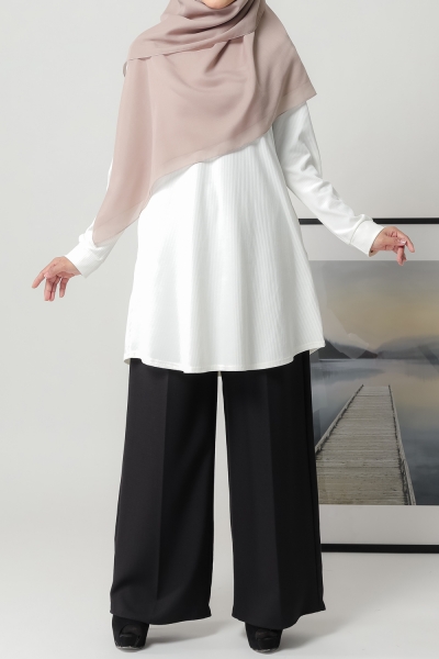 Irene Pocket in Black