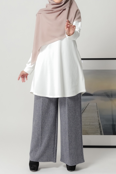 Irene Pocket in Dark Blue