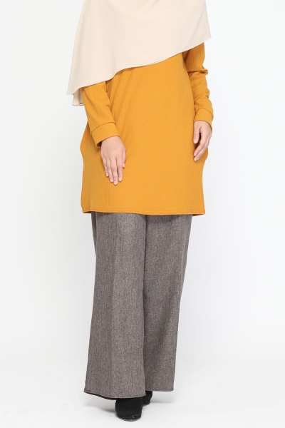 Erina in Light Brown